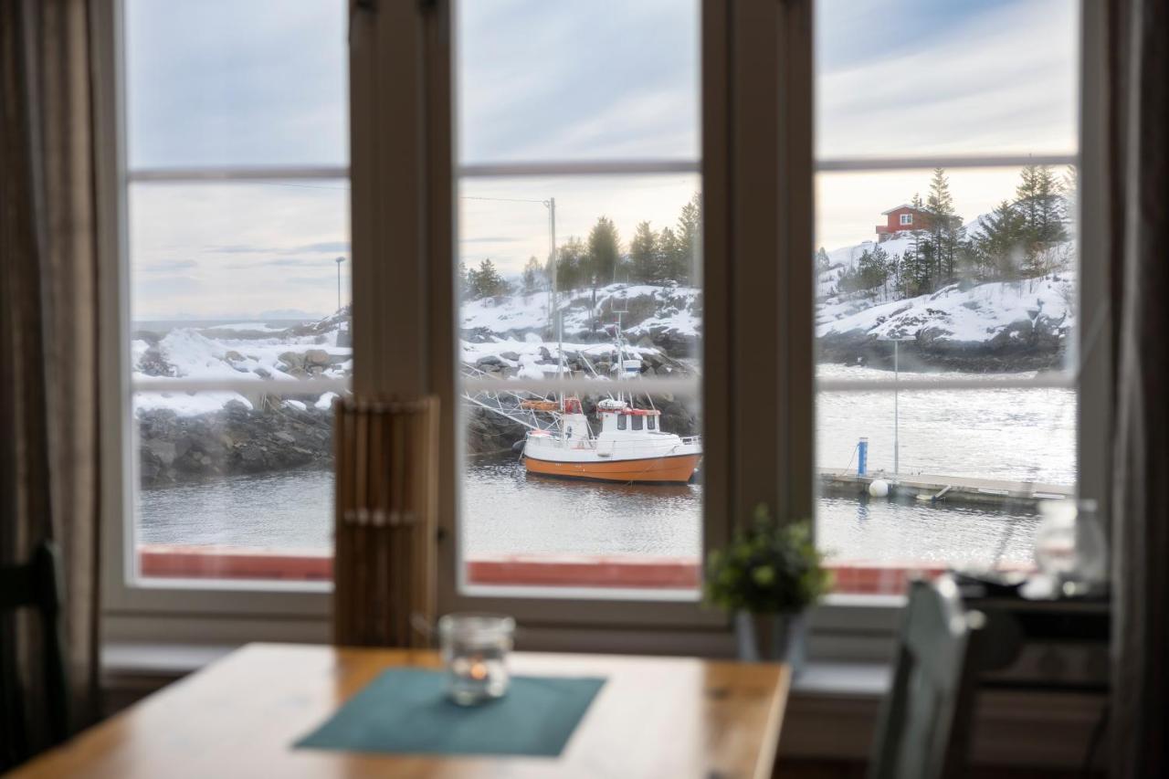The Tide - Rorbuer Hotel Sørvågen Kültér fotó