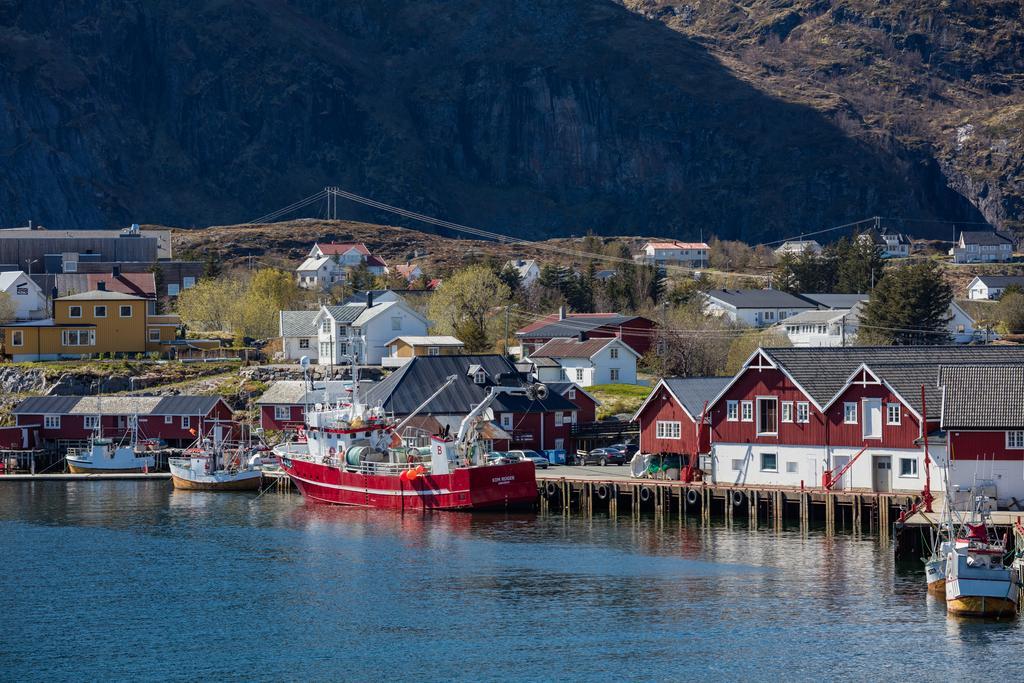 The Tide - Rorbuer Hotel Sørvågen Kültér fotó