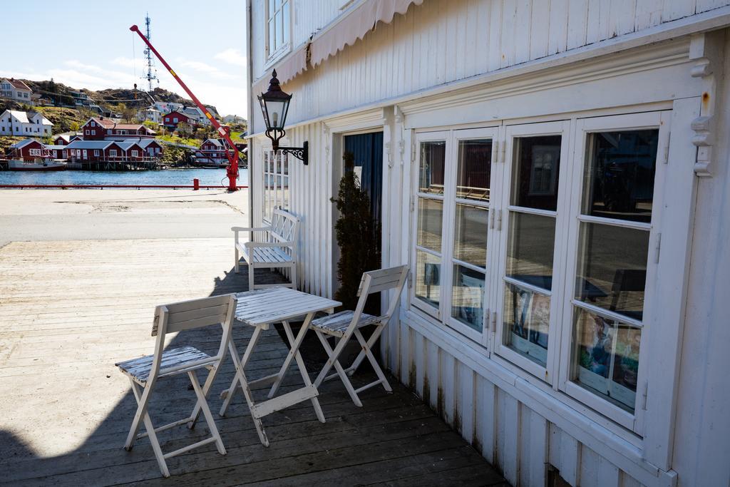 The Tide - Rorbuer Hotel Sørvågen Kültér fotó